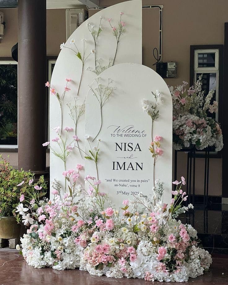 Event table decoration